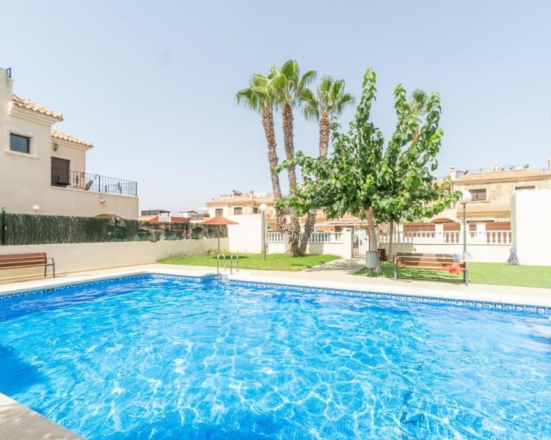 Arco Mediterraneo Chalet Independiente 또레비에하 외부 사진